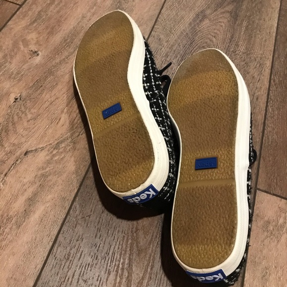 Keds Tennis Shoes - Picture 3 of 6